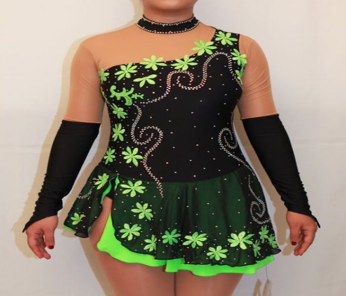 Lady Unique Freestyle Dancesport and Carnival Black Green Long Sleeve Rhinestone Hotfix Flower Applique Dress