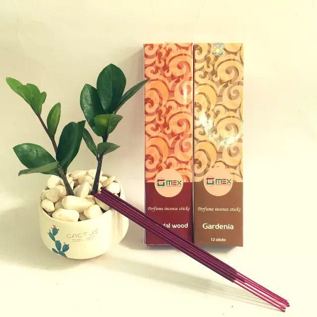 Beautiful quality of scent incense sticks, sandalwood incense, perfume incense sticks customize packaging