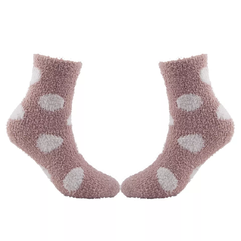 Sustainable Extra Padding Ankle Protection t Anti Slip Women Fuzzy Socks Custom Logo Casual Style Daily Wear Print Pattern