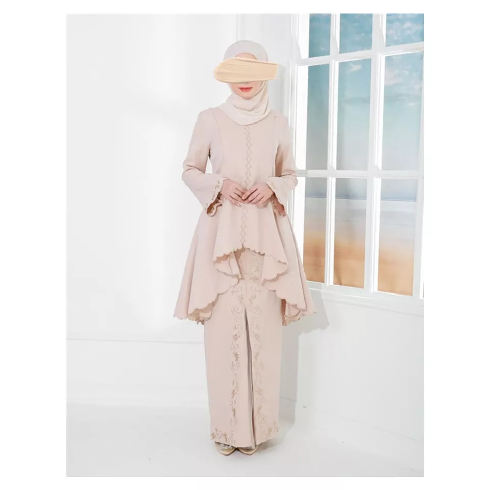 SIPO Malaysia 2022 Muslim Clothing Embroidered Flare Sleeve Godet Skirt Pattern Champagne Baju Kurung Moden Borong Premium Crepe