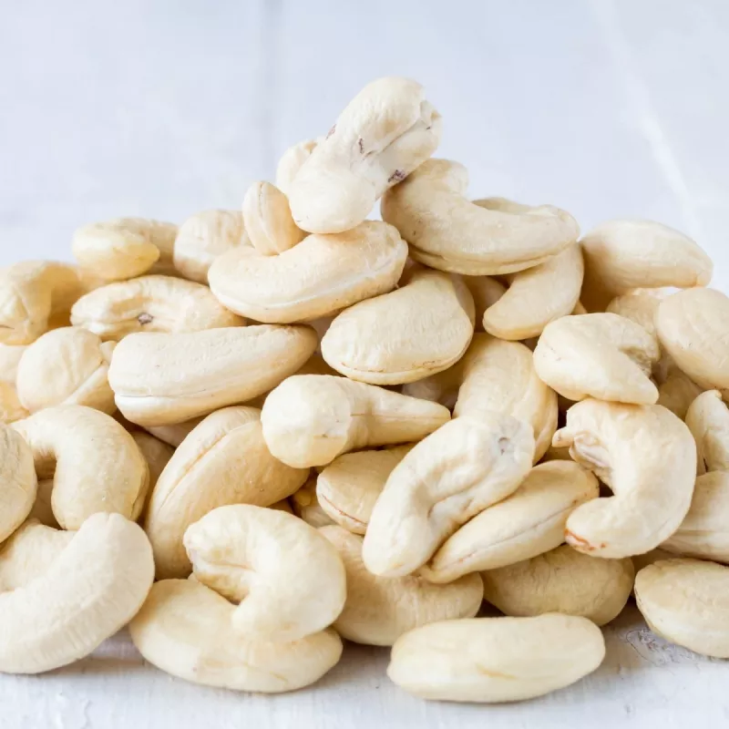 CASHEW NUTS FROM PHALCO VIET NAM NATURAL COLOR NEW CROP 2021