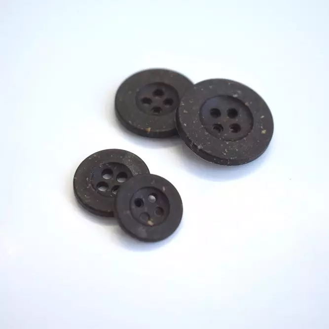 Vietnam product best selling 4 Holes plastic shirt Button round made by Bio Coffee for fashion garment accessories cheap price