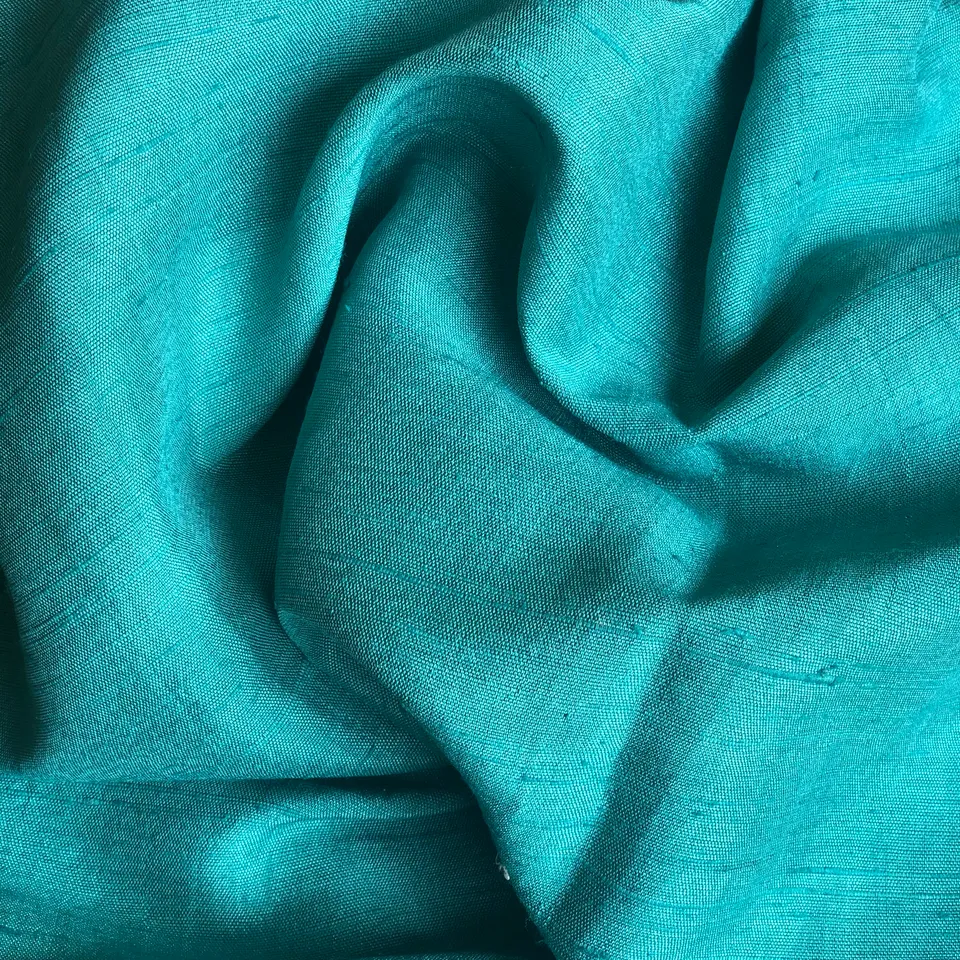 Manufacturer of premium raw silk fabric hot trend 2021/whole sale wild silk fabric with various applications from Vietnam