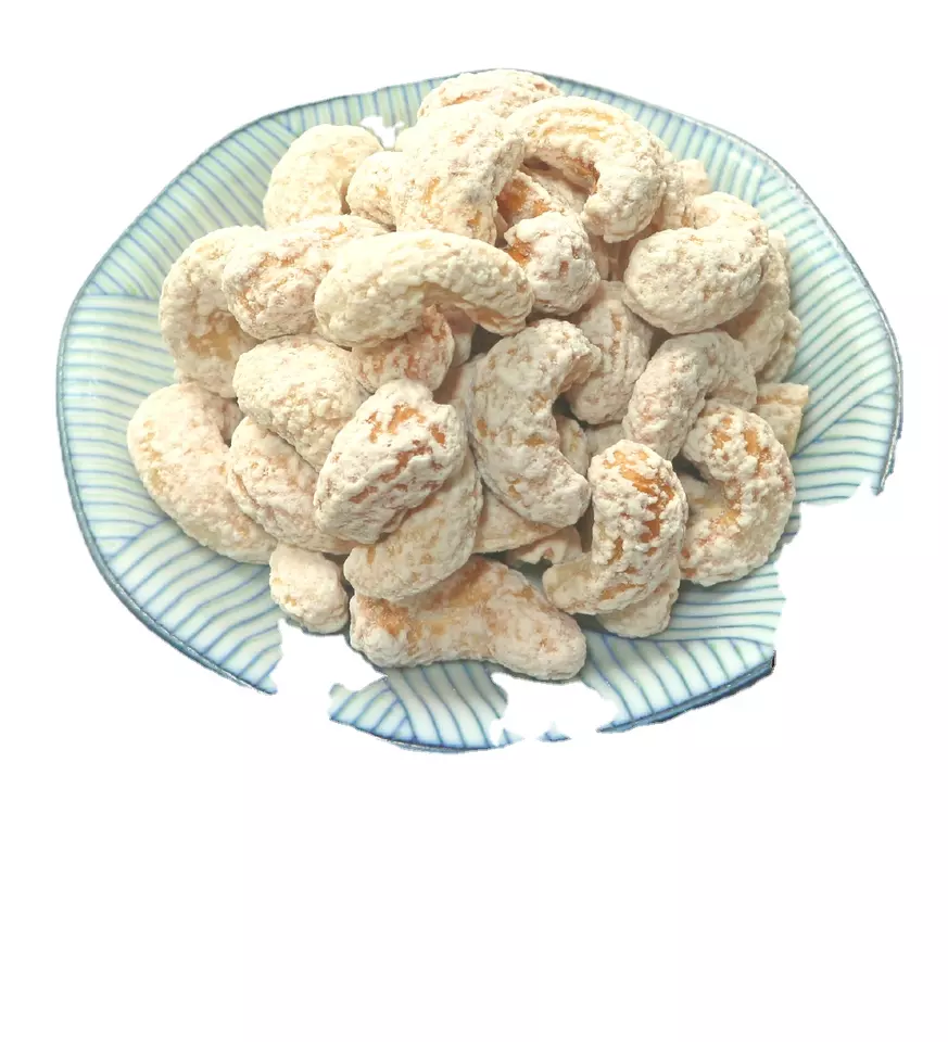 Cashew nuts with coconut milk