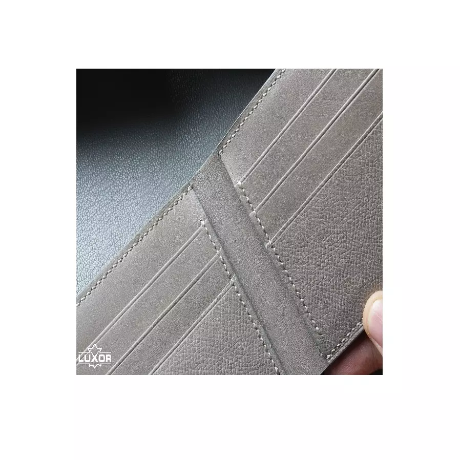 Bill Divider Feature For Men Calf Leather Lining Material Calf Bifold Wallet Export From Vietnam