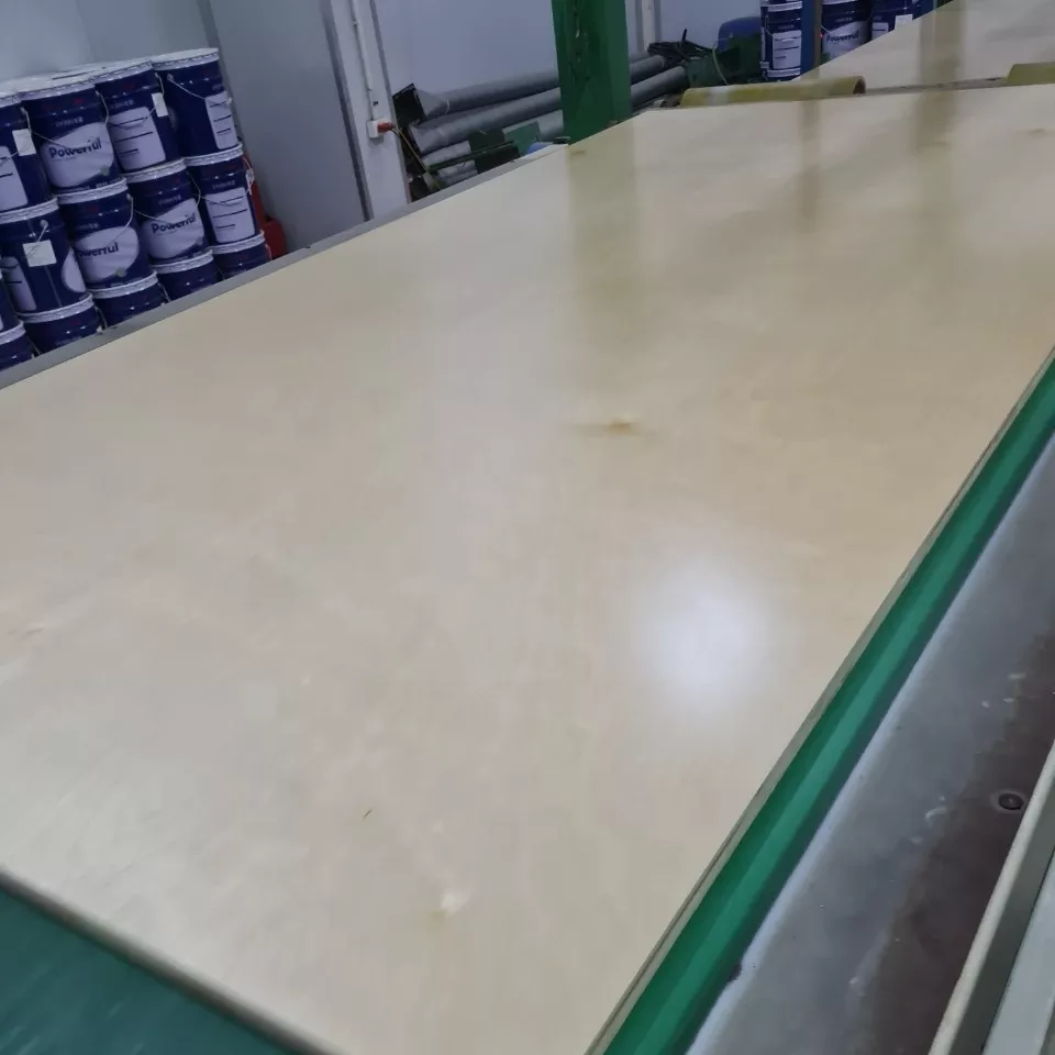 UV COATED BIRCH PLYWOOD FOR MAKING CABINETS WITH CHEAP PRICE