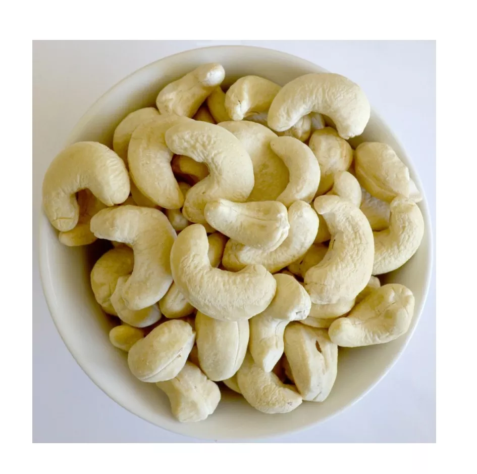 Vietnam Best Supplier 100% Natural Nuts Cashew Nuts Package Bag Healthy Nuts for Food and Beverages at Competitive Price