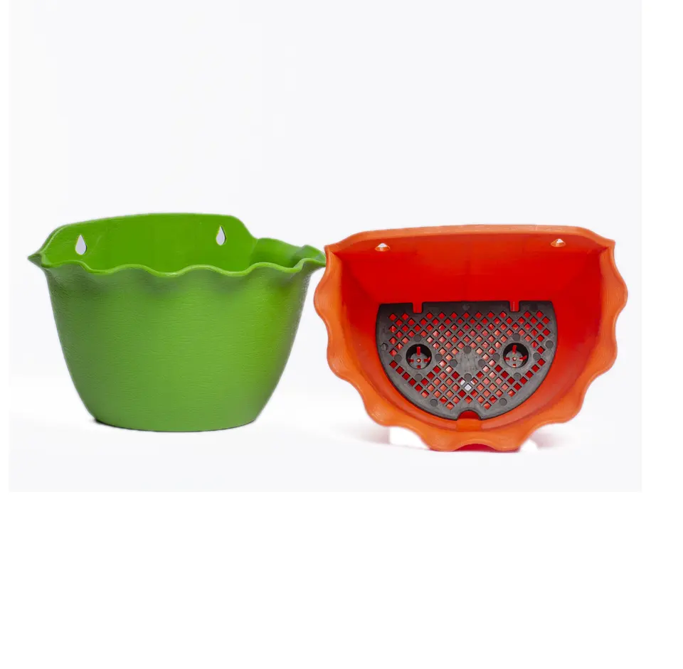 Wholesale High-quality Plastic Cheap Price Plastic Popular Wall Flower Pot