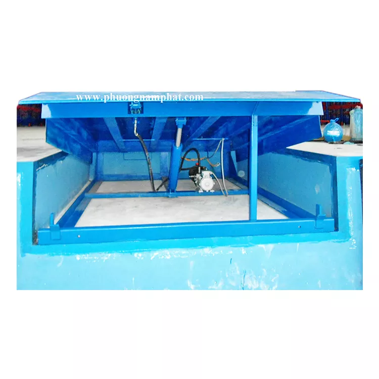 Hot sales high quality mechanical dock levelers ready to ship from manufacturer Ho Chi Minh Vietnam