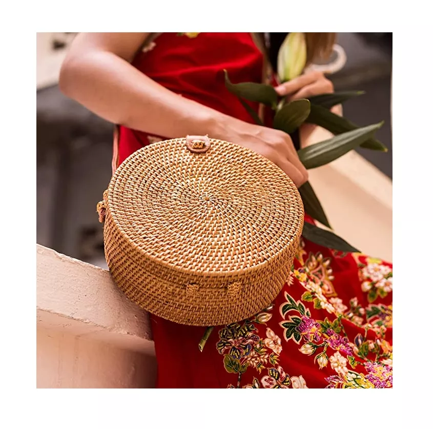 Best Selling Unique Antique Travel Gifts Leather Straps Natural Handwoven Round Rattan Bag Crossbody Shoulder Bags
