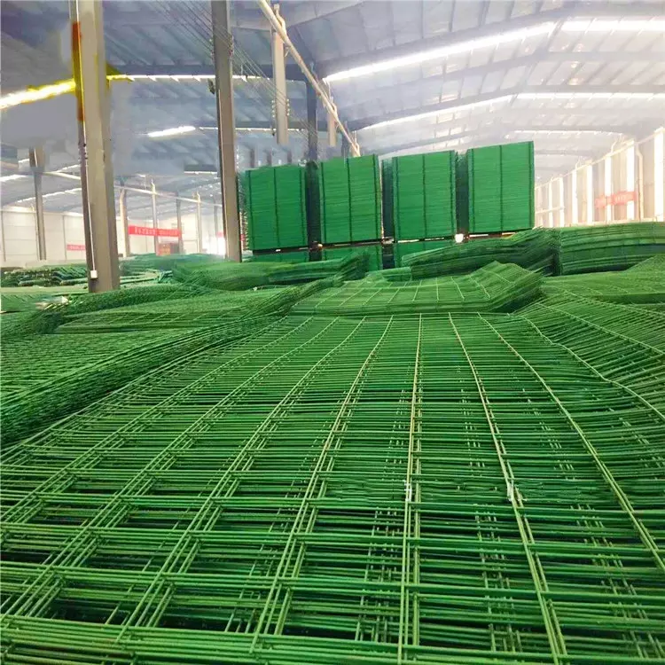 4.5 mm Wire Mesh Fence Security Welded Metal Mesh Fence Panel PVC Coated Galvanized Vietnam Manufacturing
