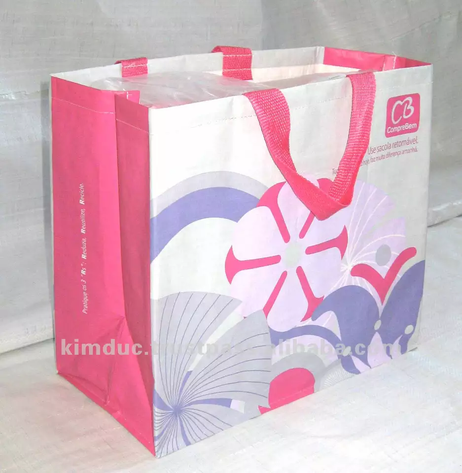 Vietnam high quality PP woven shopping bags with custom design per order