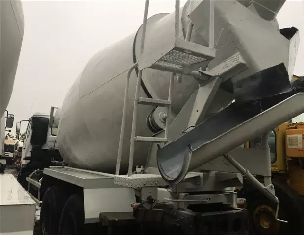 Used Concrete Mixer CXZ for sale, Used I-SUZU Diesel Concrete Mixer Truck for sale