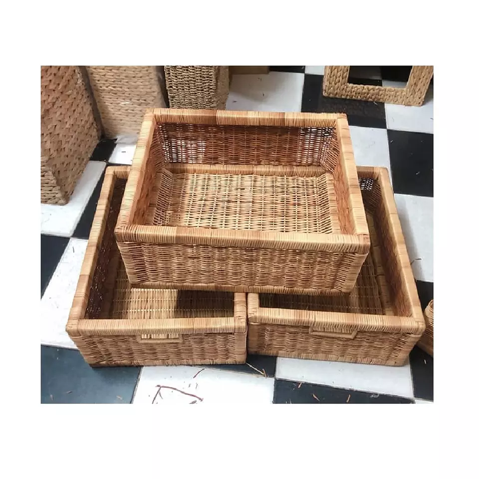 Amazone Top Sell Handmade Sustainable Fruit Storage Basket Water Hyacinth Storage Basket With Lid HUNG TAM VN from Vietnam