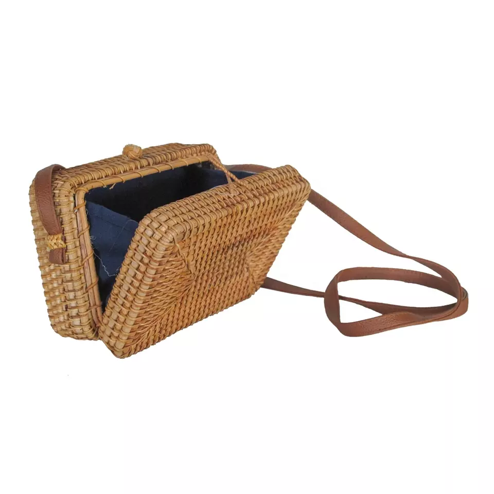 Best Quality Multi- function and convenient natural material round rattan bag