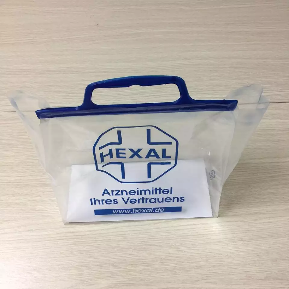 clip loop plastic bags/rigid handle bags with hard handle made in Vietnam