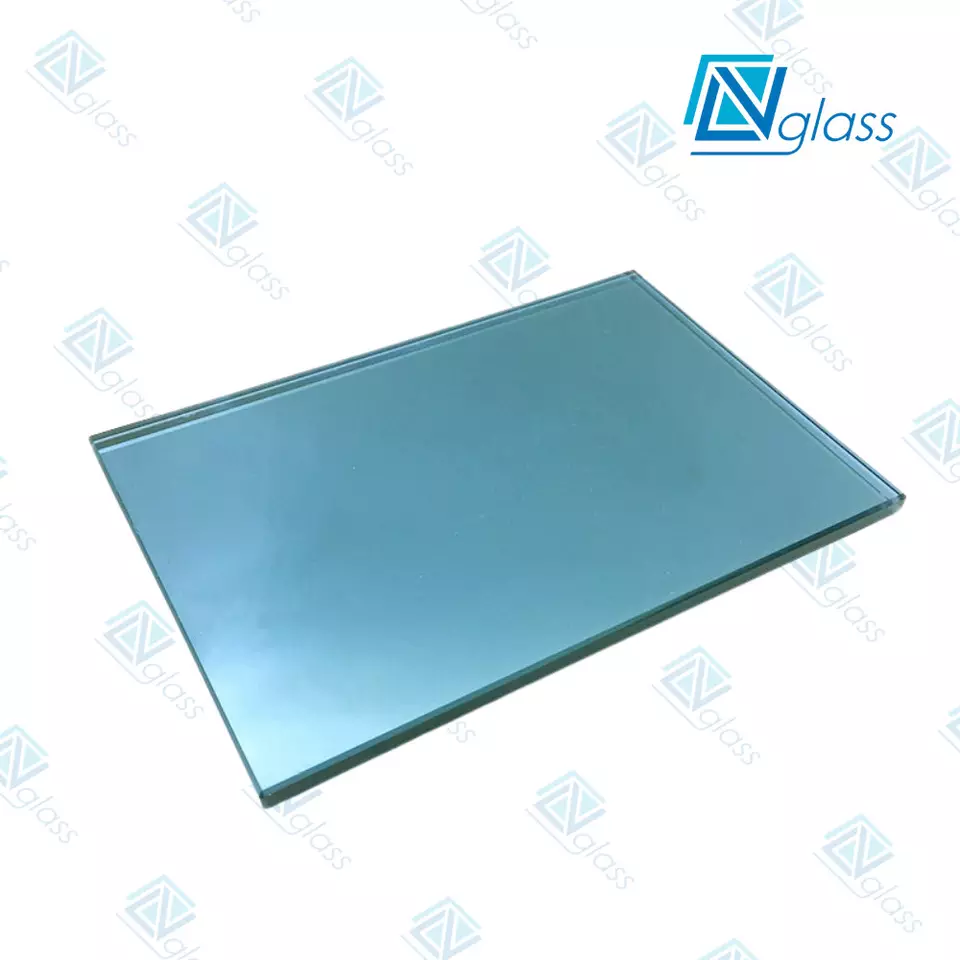 Free sample OEM High Quality Colored Reflective Laminated Safety Glass With 5 years Warranty ISO standard