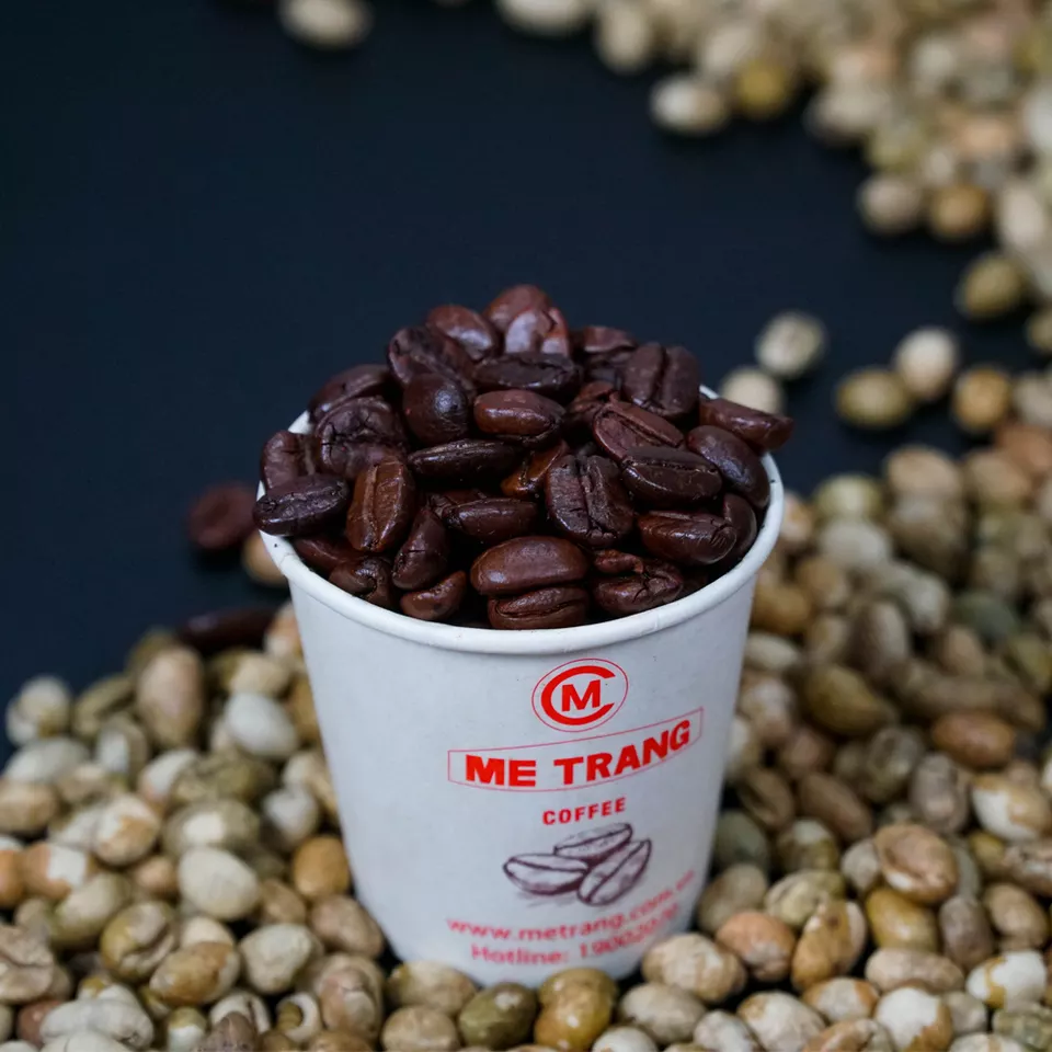 100% Arabica Robusta Dark Chocolate Winny Flavor Sweet Taste MEDIUM ROAST Caffeinated Premium Drip Bag Coffee