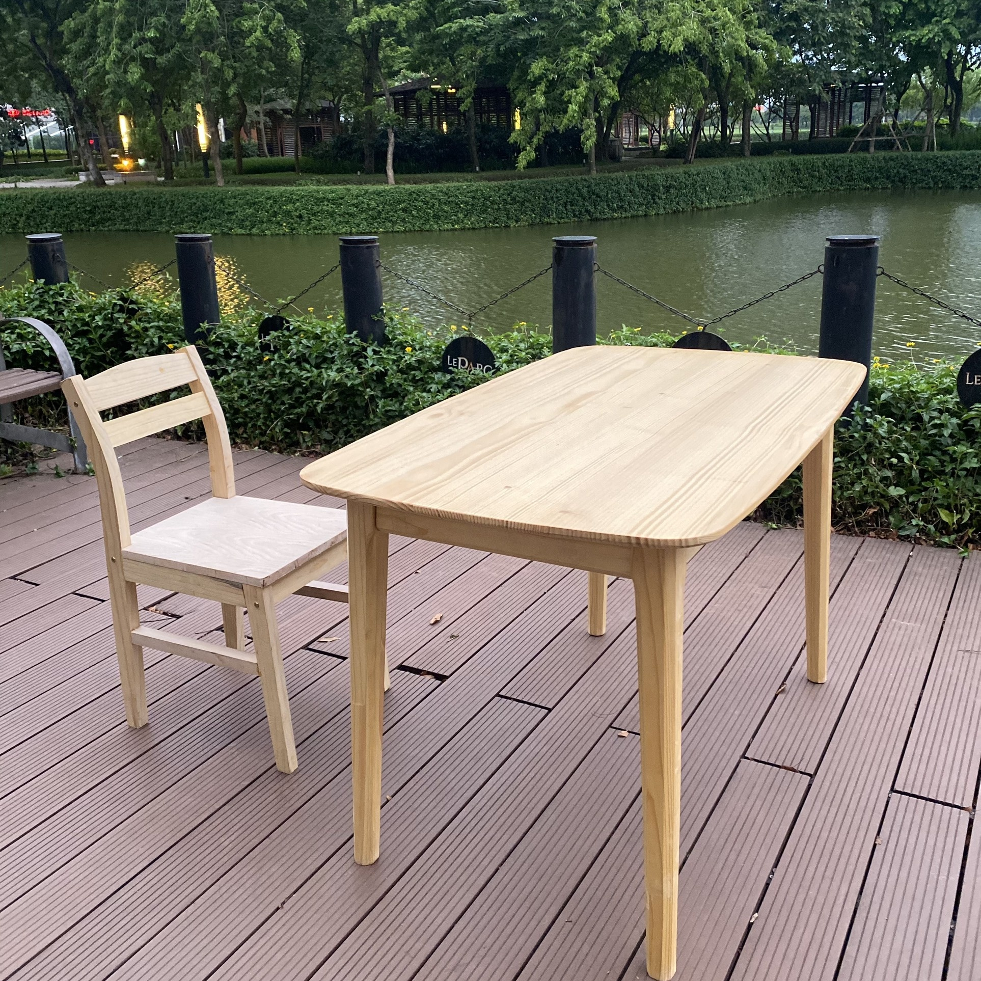Wholesale pine wood dinning table and chair set Vietnam origin