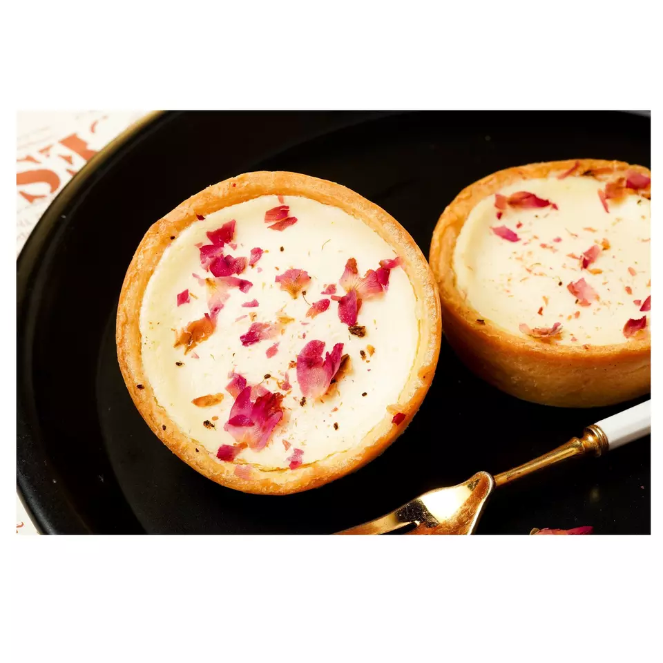 High Quality Wholesale Milky Flavor Round Shape Soft Creamy Dessert Tarlet 12 months Sweet Rosy and Lemon Cheese Tart