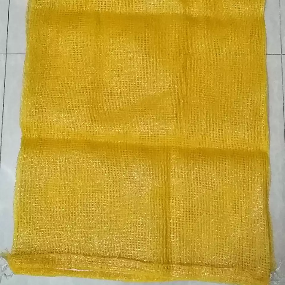 leno yellow mesh bag from PP use to packing onion potato garlic