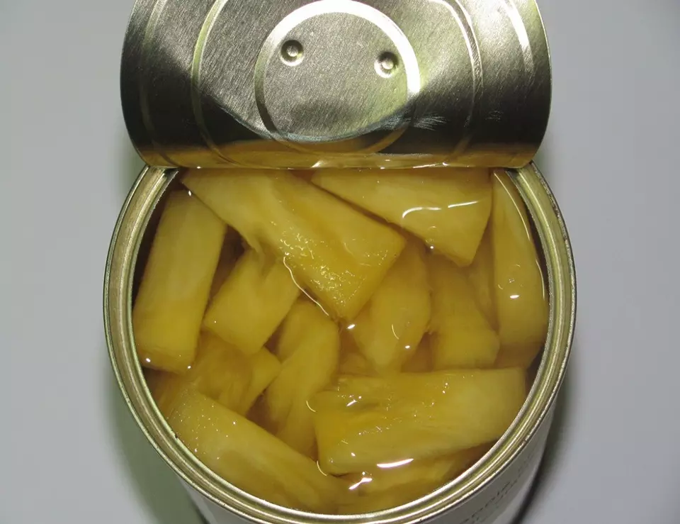Packing machine cut Ananas 565 Gram Canned pineapple tibit