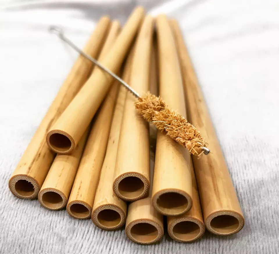 Set 10 Bamboo Straws with Coconut fiber Cleaner in Canvas Pouch Custom Logo for selling on Amazon
