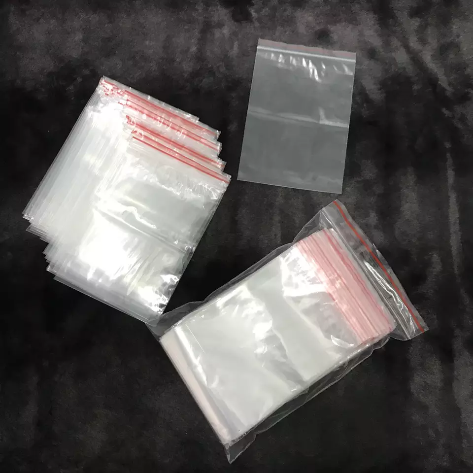 Clear Plastic Bag Grip Self Seal Resealable Packing Bags custom size zip lock bag made in Vietnam