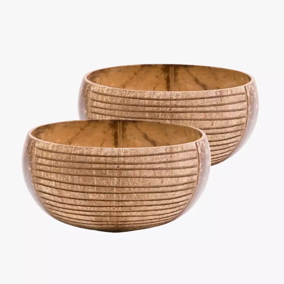 Organic Wholesale ServeWare Vietnam Natural Color Multi Application Durable Easy to Clean Storage Coconut Shell Material Bowls