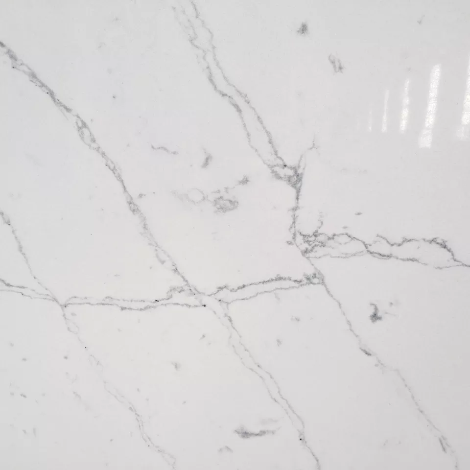 LQ-836 Top Natural Quartz Counter Tops Calacatta White Stone Slabs for Kitchen and Bathroom Vanity with Grey Veins